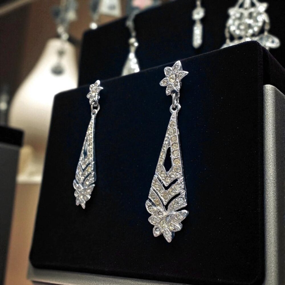 Kenneth Jay Lane KJL Crystal Rhinestone Dangle Earrings Runway Style Vintage - Picture 7 of 8